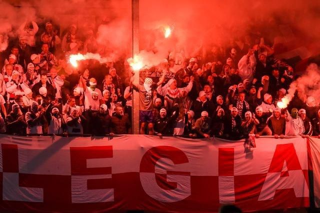 Legia Varsava fanusikovia2 pyro reuters