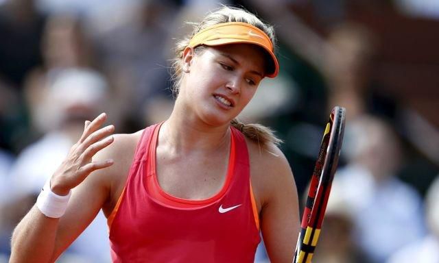 Eugenie bouchardova frustracia roland garros semifinale1 jun2014 reuters