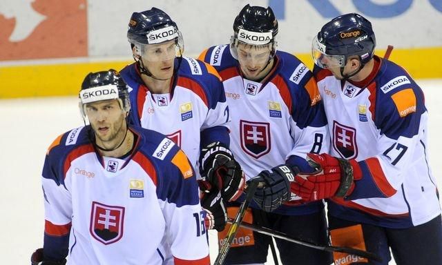 Slovensko hraci radost vs cesko 2zapas euro hockey challenge apr2013 tasr