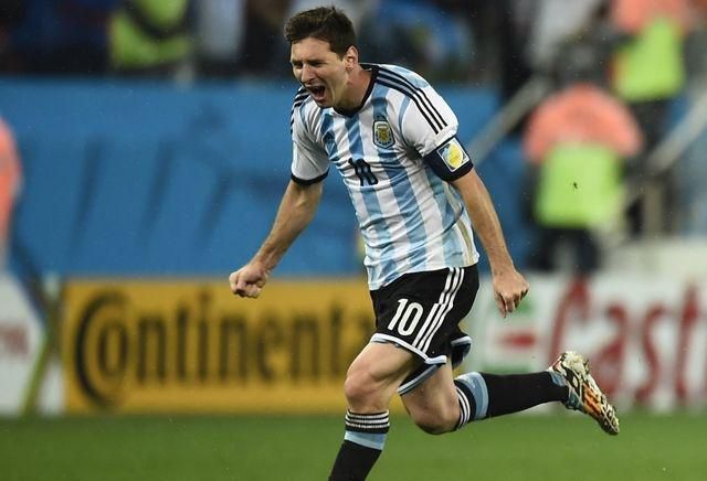 Lionel Messi Argentina postup do finale reuters