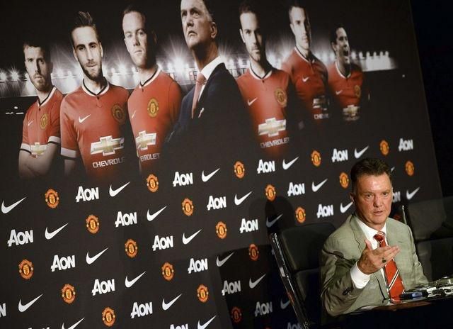 Louis van gaal privitanie v manutd jul14 reuters