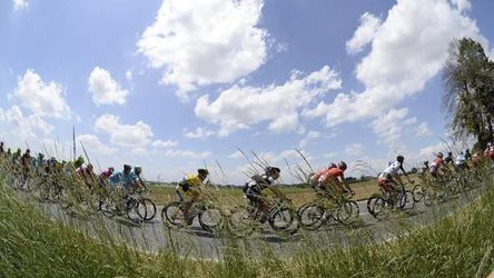 Giro d'Italia: Canola víťazom špurtu v 13. etape, lídrom Urán