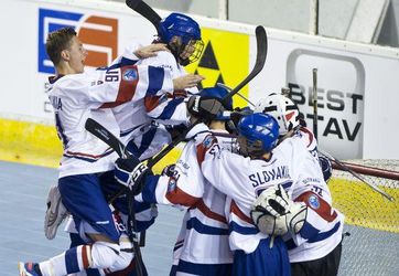 Hokejbal-MS: SR 16 zdolala Nemcov 10:0, v semifinále play off proti Česku