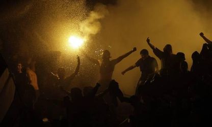 Video: Foto: Delije vs Grobari, keď štadión v Belehrade horí