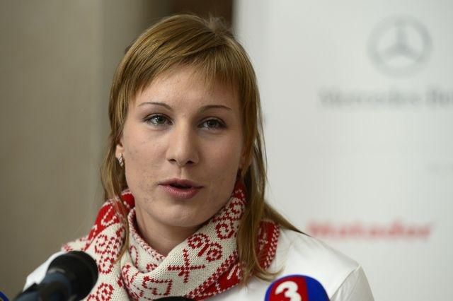 Anastasia Kuzminova biatlon Soci tlacovka2 po olympiade foto