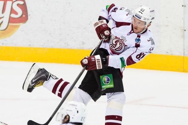 Marcel Hossa Dinamo Riga foto KHL