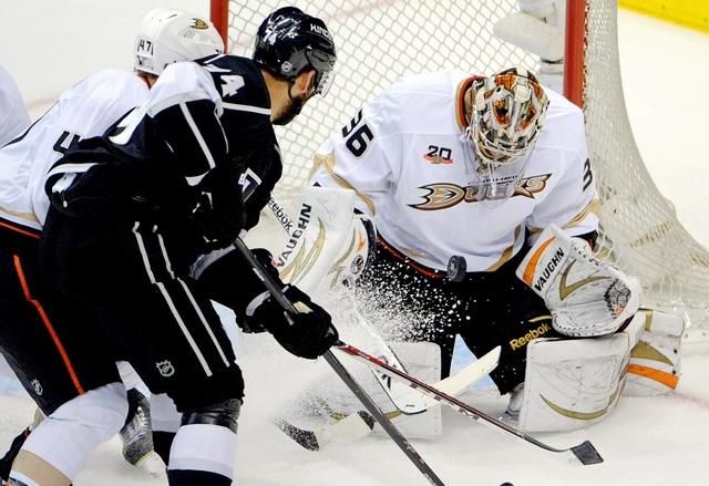 Los angeles anaheim play off reuters