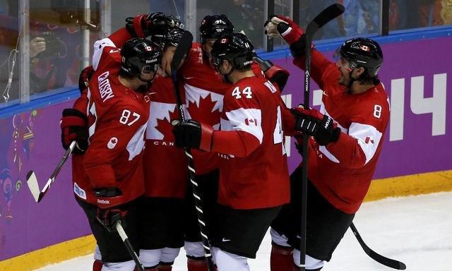 Kanada hraci radost vs svedsko foto1 finale soci2014 sita