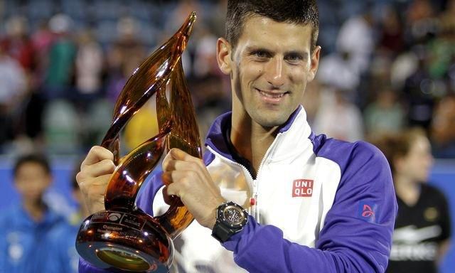 Novak djokovic exhibicia abu zabi 2012 trofej sita