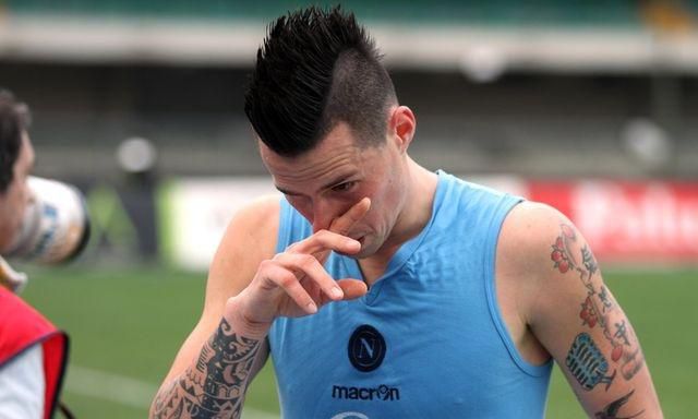 Marek hamsik neapol bez dresu sopliky sita