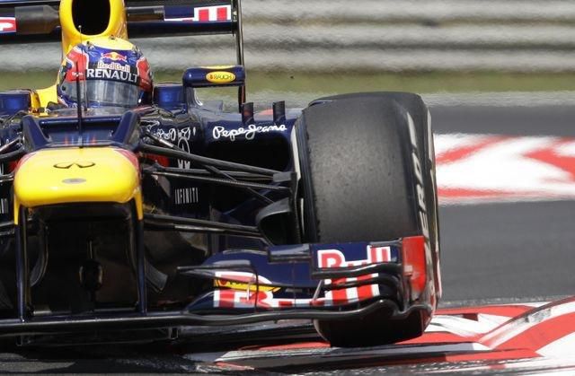 Mark Webber Red Bull F1 foto ilustracka