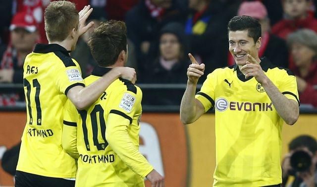 Borussia dortmund lewandovski gol nov12 reuters