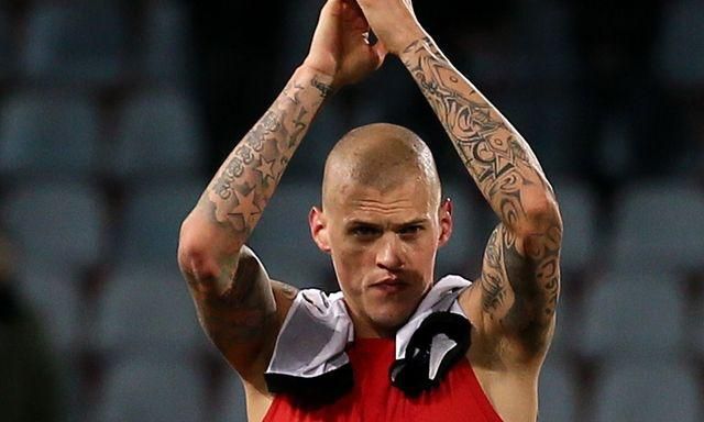 Martin skrtel liverpool potlesk nad hlavou sita