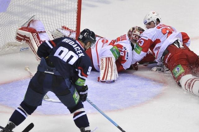 Spartak moskva hc slovan foto2 KHL ilustracne
