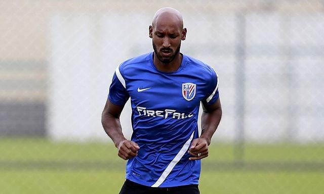 Nicolas anelka sanghaj trening nahnevany vyraz sita