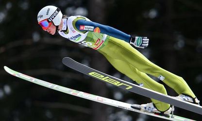Skoky na lyžiach: Prekvapenie v Klingenthale, vyhral Jaka Hvala