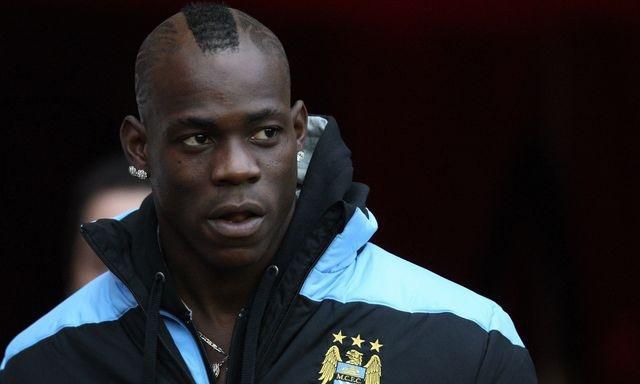 Balotelli man city zimna bunda kuk jan2012