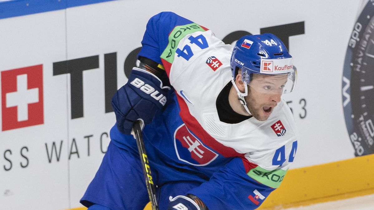 Defenseman Mislav Rosandič Signs with Lada Togliatti in the KHL: Slovak Bronze Medalist Joins Russian Club