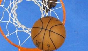 Basketbal lopta ruka kos ilustracne foto