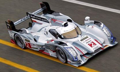 24 hodín Le Mans: Víťazom sa stal Tom Kristensen na Audi