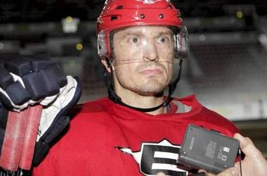Video: Vo fínskom hokeji padali najtvrdšie tresty!