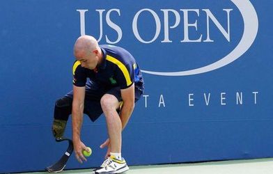 Hádzal granáty, teraz s protézou podáva loptičky na US Open