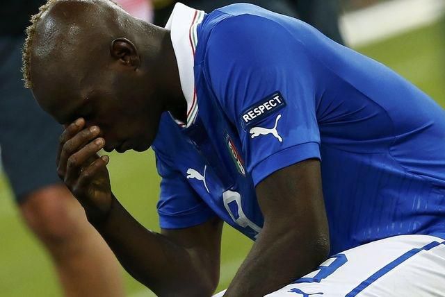 Mario balotelli momentka po zapase so spanielskom reuters