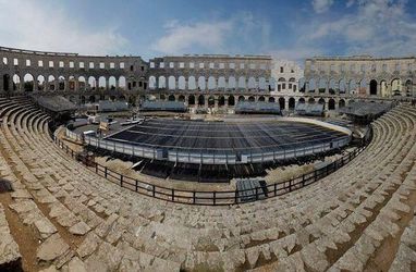 Foto: Hľa! Rímsky amfiteáter dýcha hokejom!