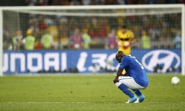 Balotelli smutok reuters3