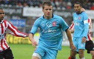 Útočník Twente Andrej Rendla do zámoria pod skalpel