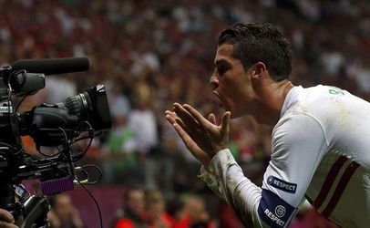Ohlasy: Narcis Cristiano Ronaldo poslal Česko domov