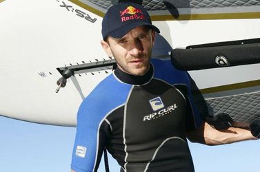Windsurfing-MS-Raceboard: Obhajca titulu Pollák po prvom dni na 2. mieste