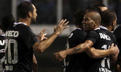 Pohár osloboditeľov: Corinthians v prvom semifinále zdolali Santos