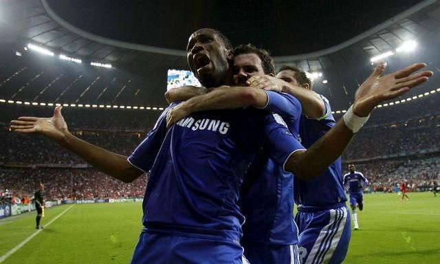 Drogba a spol chelsea radost vs bayern finale lm2012 reuters