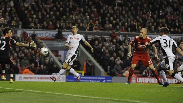 Skrtel gol vlastny maj12 reuters