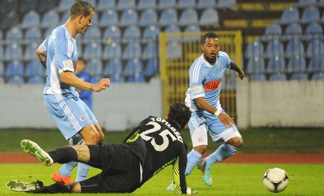 Zofcak peltier slovan sep12