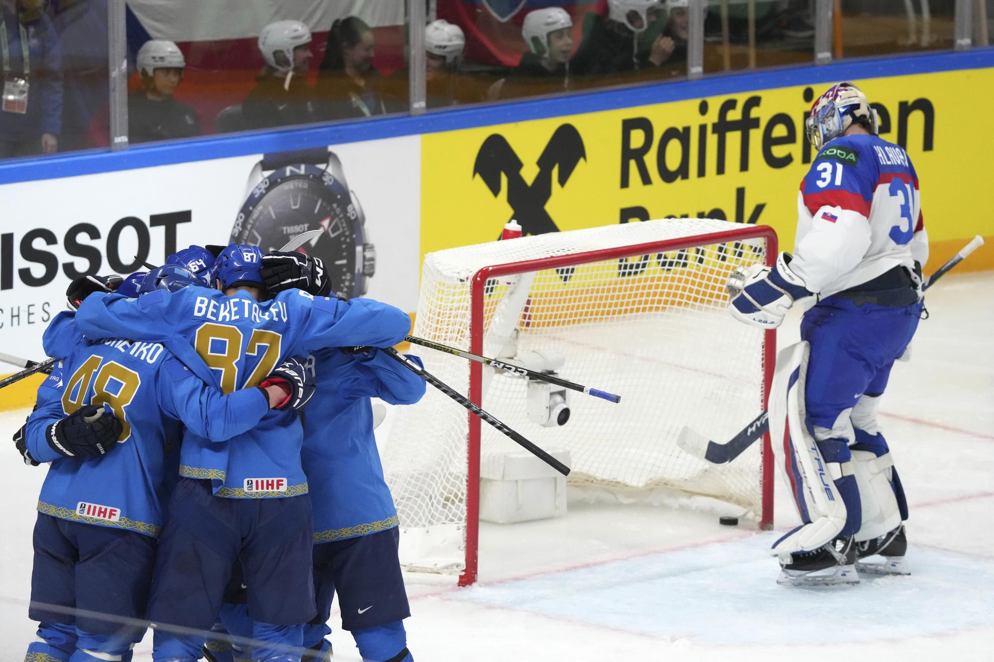MS v hokeji 2023: Kazachstan - Slovensko (gólová radosť Kazachov)