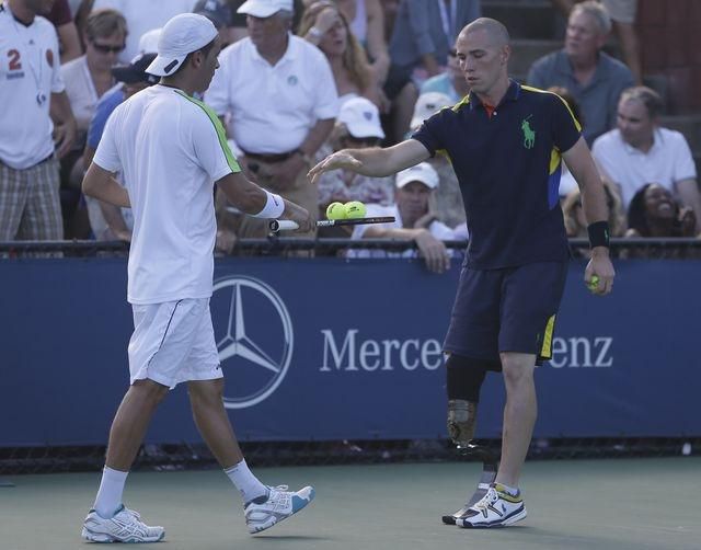 Ryan mcintosh zberac lopticiek usopen 2012 proteza2