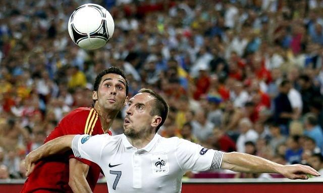 Ribery francuzsko vs arbeloa spanielsko euro2012 stvrtfinale reuters