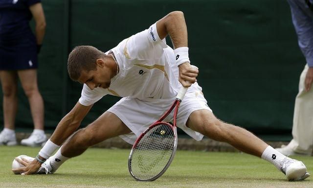 Martin klizan wimbledon2012 2kolo prehra