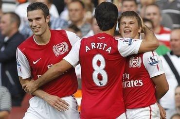 Arsavin arteta van persie arsenal radost vs swansea sep2011