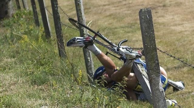 Hoogerland tdf2011 9etapa zranenia1