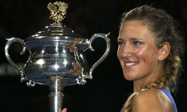 Azarenkova a trofej australian open 2012 jan2012