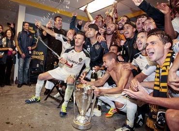 Galaxy la mls triumf nov11