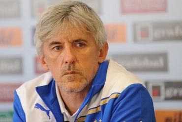 Ivan jovanovic trener apoel nikozia
