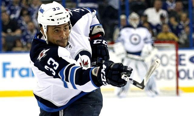 Byfuglien winnipeg strela feb2012