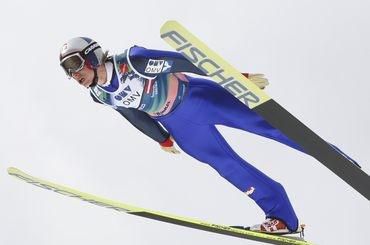 Skoky na lyžiach-LGP: Rakúšania Morgenstern a Schlierenzauer ovládli 1. kolo v Zakopanom