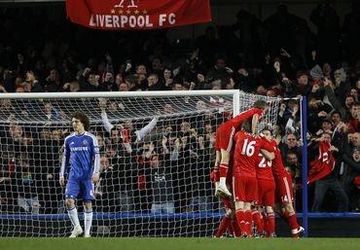 Video Carling Cup: Liverpool vyradil Chelsea, Man City Arsenal