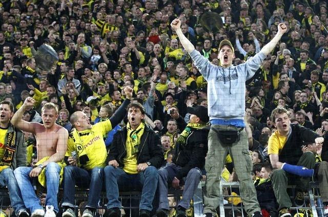 Dortmund fanusikovia druhy titul po sebe