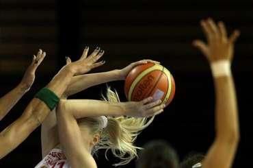Basketbal zeny ilustracna ruky